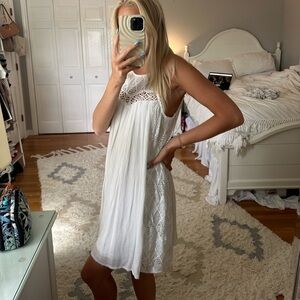 Francesca’s white dress